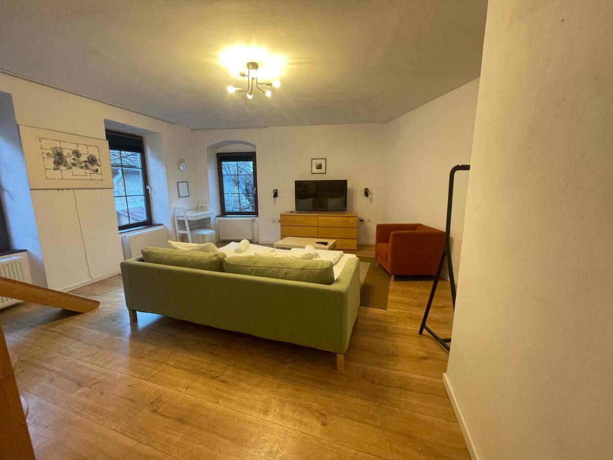 Central Retro Apartment Сібіу Екстер'єр фото